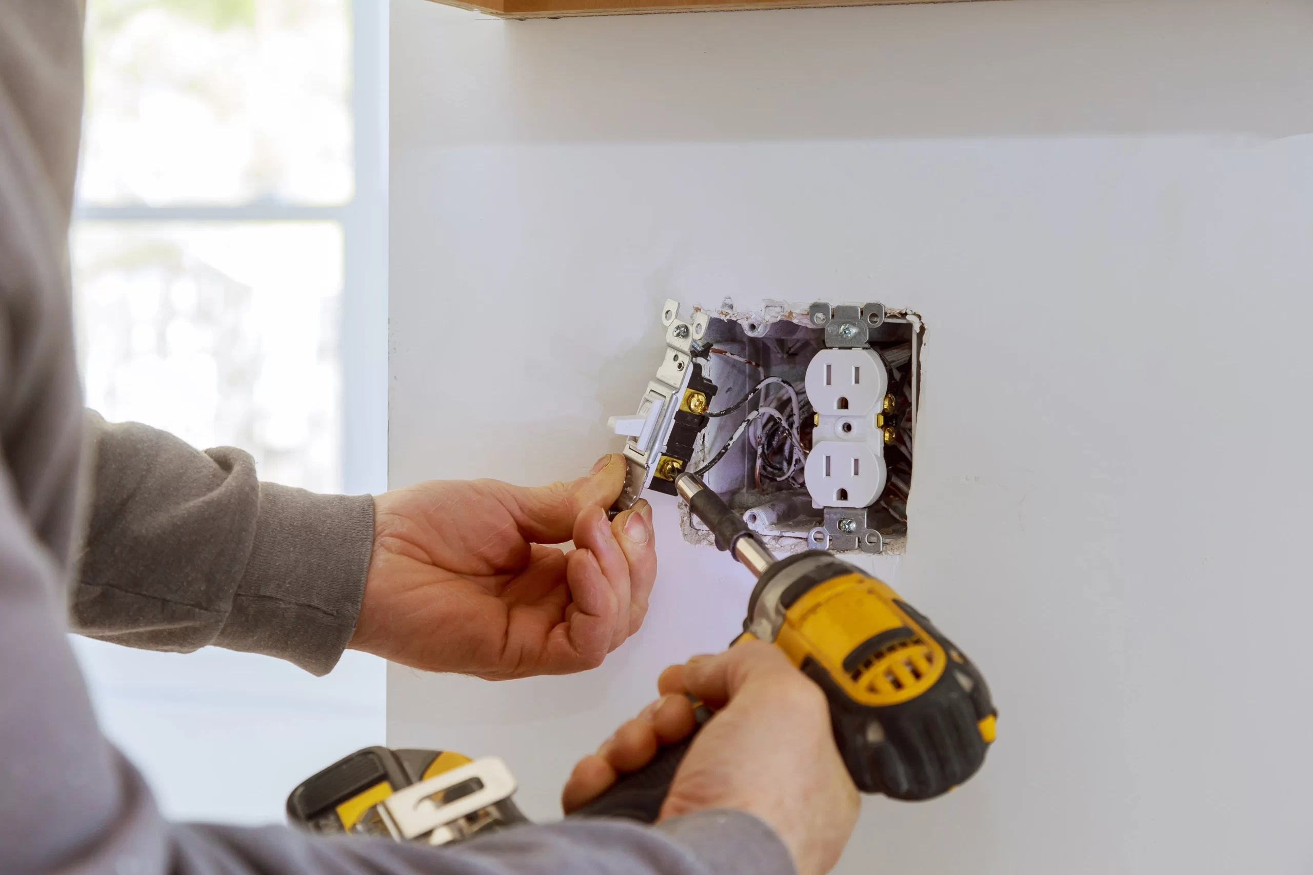 Experienced Kennington Electrician (1)