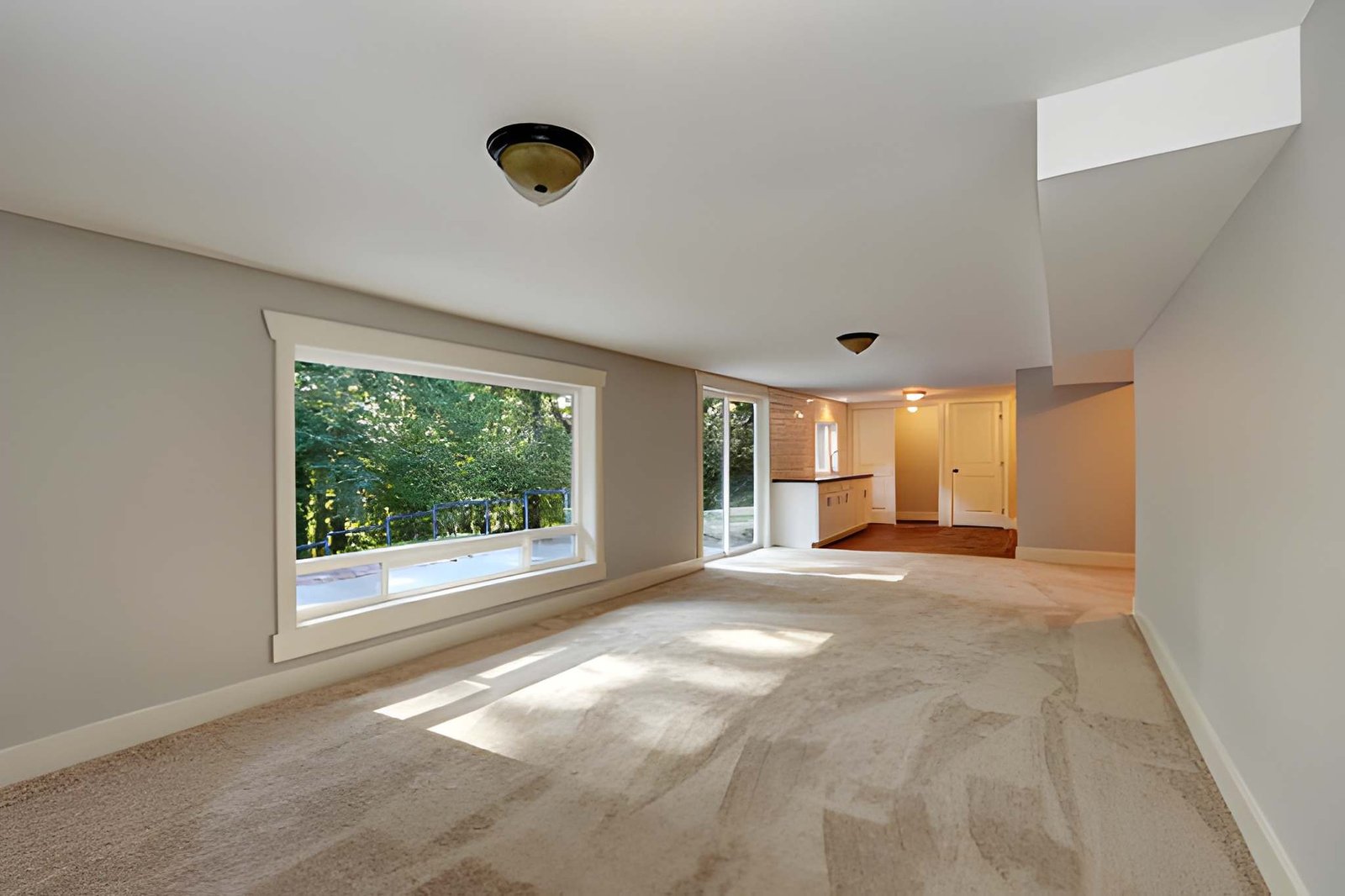 Flooring & Carpeting