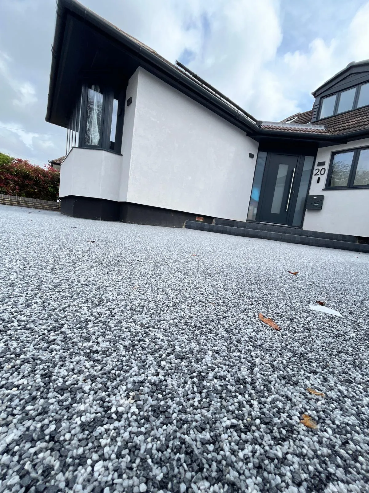 https://kw.webizdemo.com/resindriveways/wp-content/uploads/2026/06/resin-34.webp