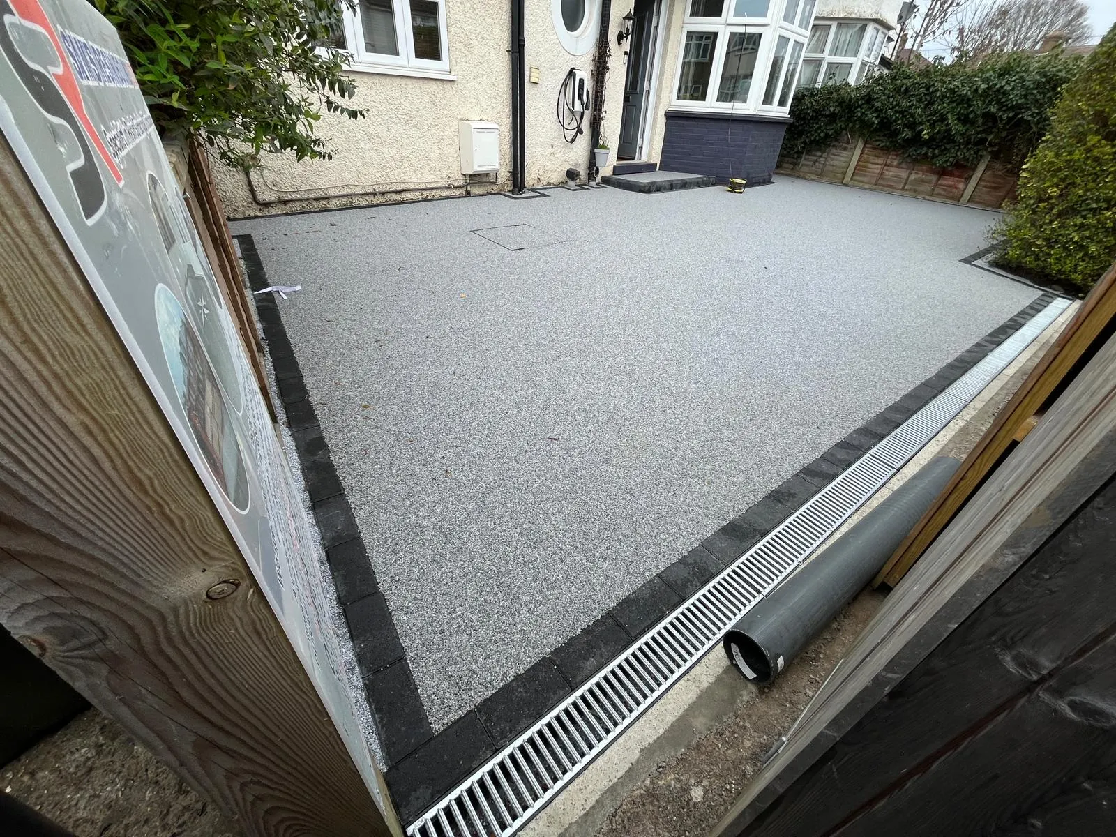 https://kw.webizdemo.com/resindriveways/wp-content/uploads/2026/06/resin-50.webp