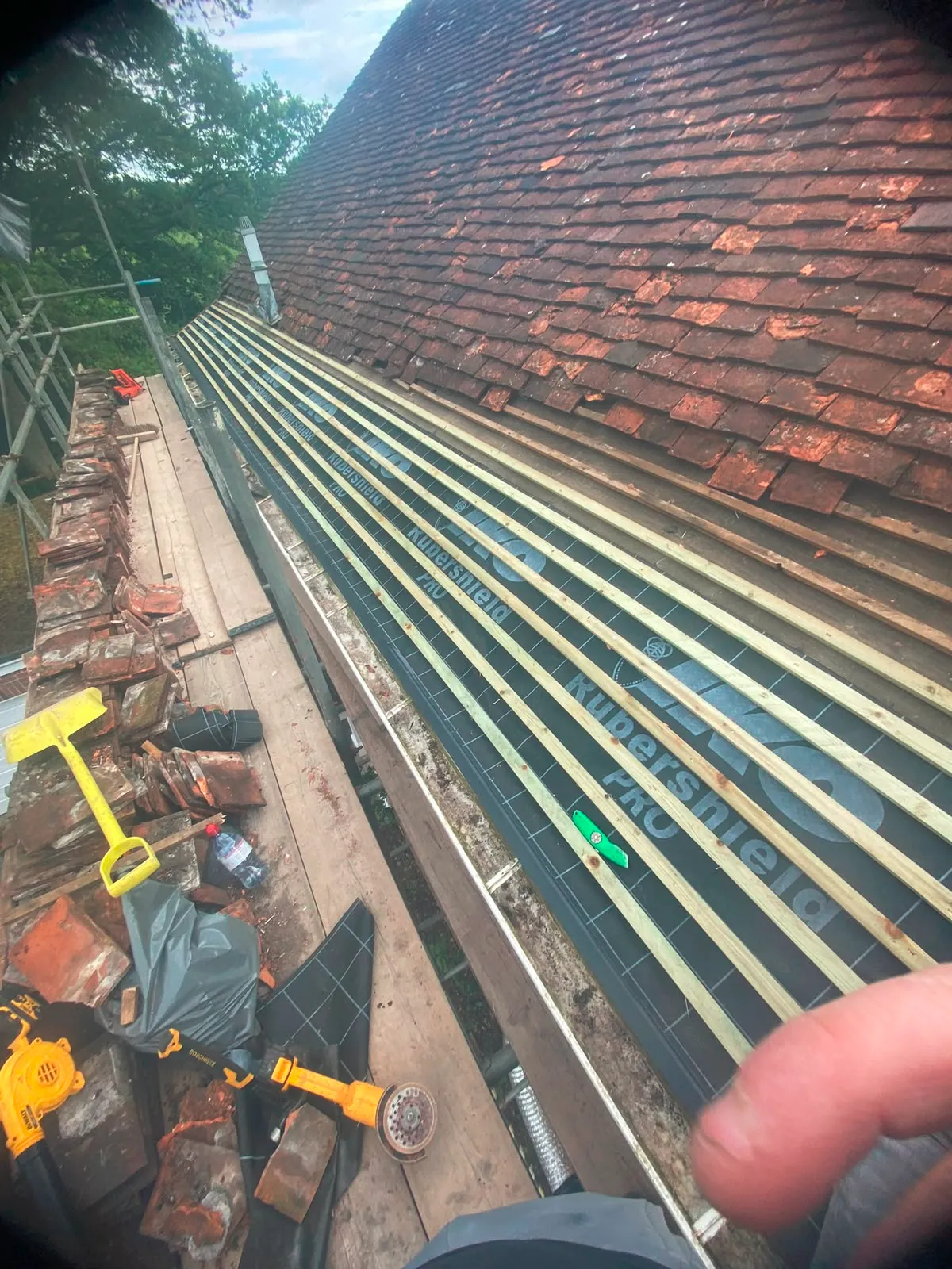 Signature Roofing and Building