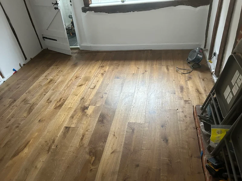 https://kw.webizdemo.com/sinclairenovations/wp-content/uploads/2026/06/flooring-1.webp