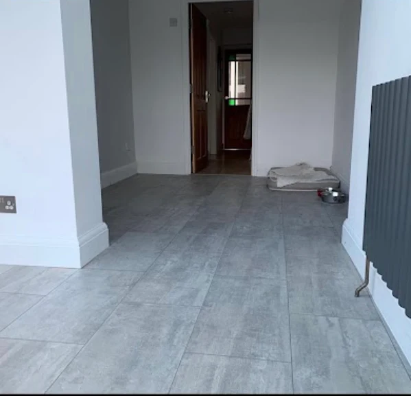 https://kw.webizdemo.com/sinclairenovations/wp-content/uploads/2026/06/flooring-5.webp