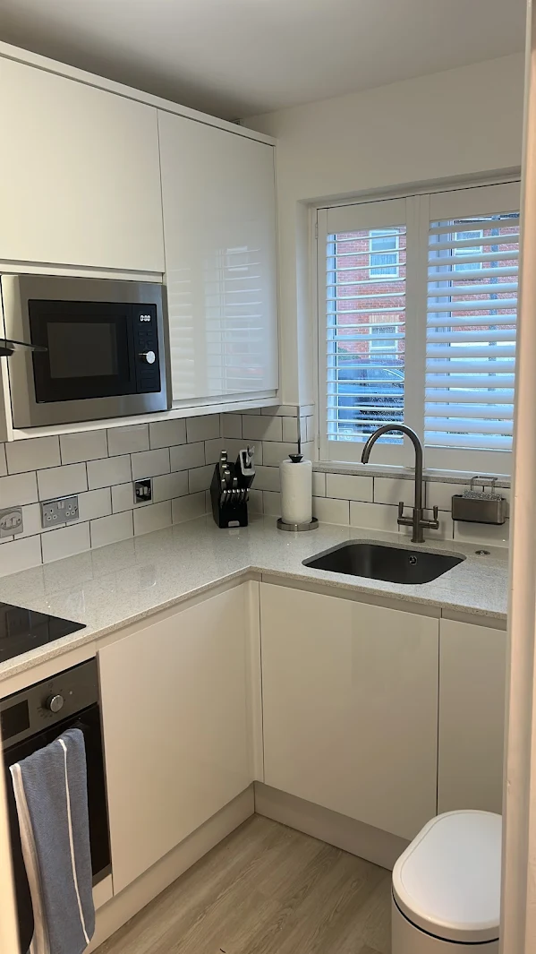 https://kw.webizdemo.com/sinclairenovations/wp-content/uploads/2026/06/kitchen-9.webp
